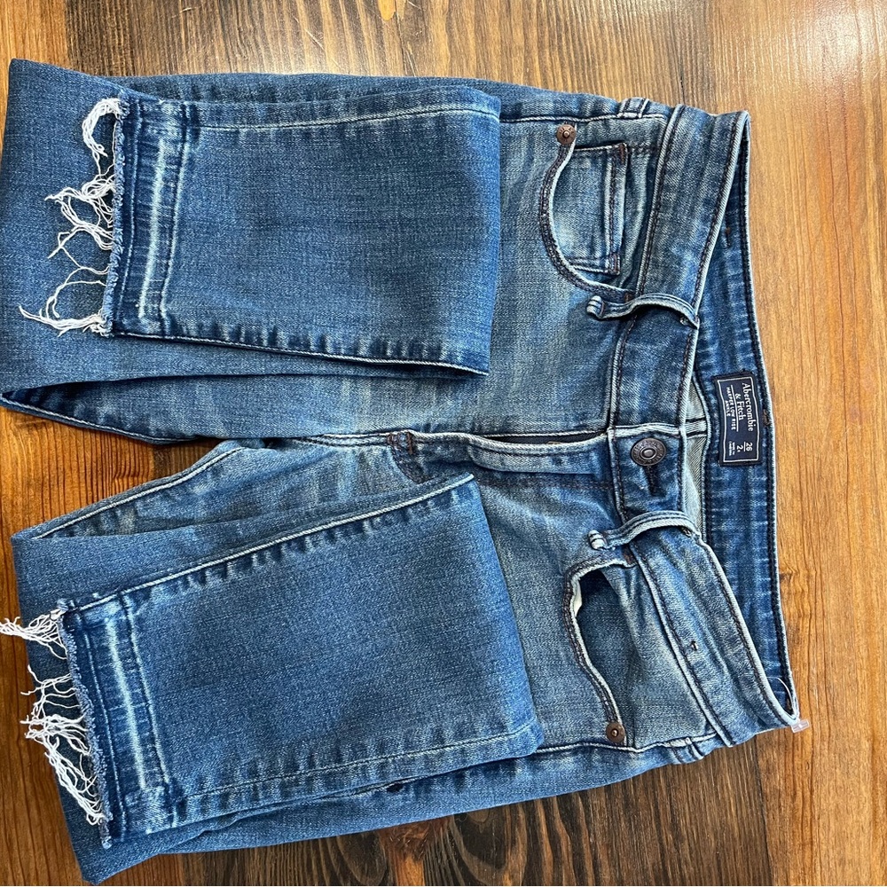 Abercrombie & Fitch Harper low rise ankle. Size 26/2.